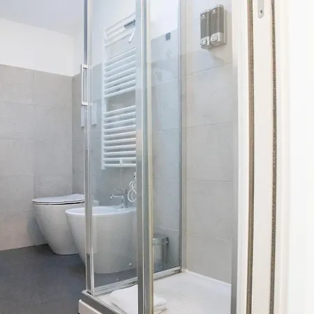 Apartamento Isola - Leobrothers - Pergola 7b Milão